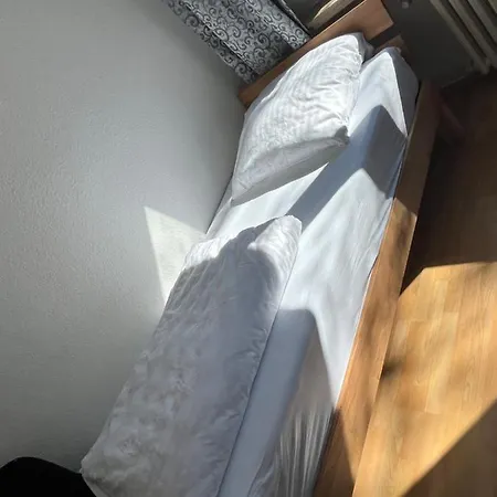 Fuer Monteure, Handwerker Oder Reisende 招待所 埃森