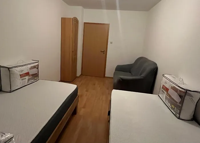 Πανσιόν Fuer Monteure, Handwerker Oder Reisende Έσσεν