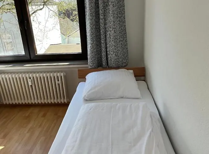 Πανσιόν Fuer Monteure, Handwerker Oder Reisende